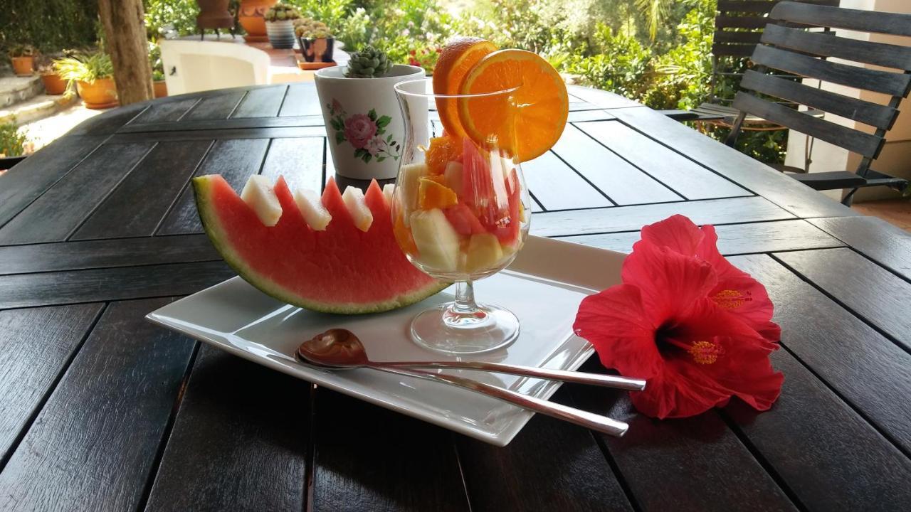 B&B Casa Domingo อะโลรา ภายนอก รูปภาพ
