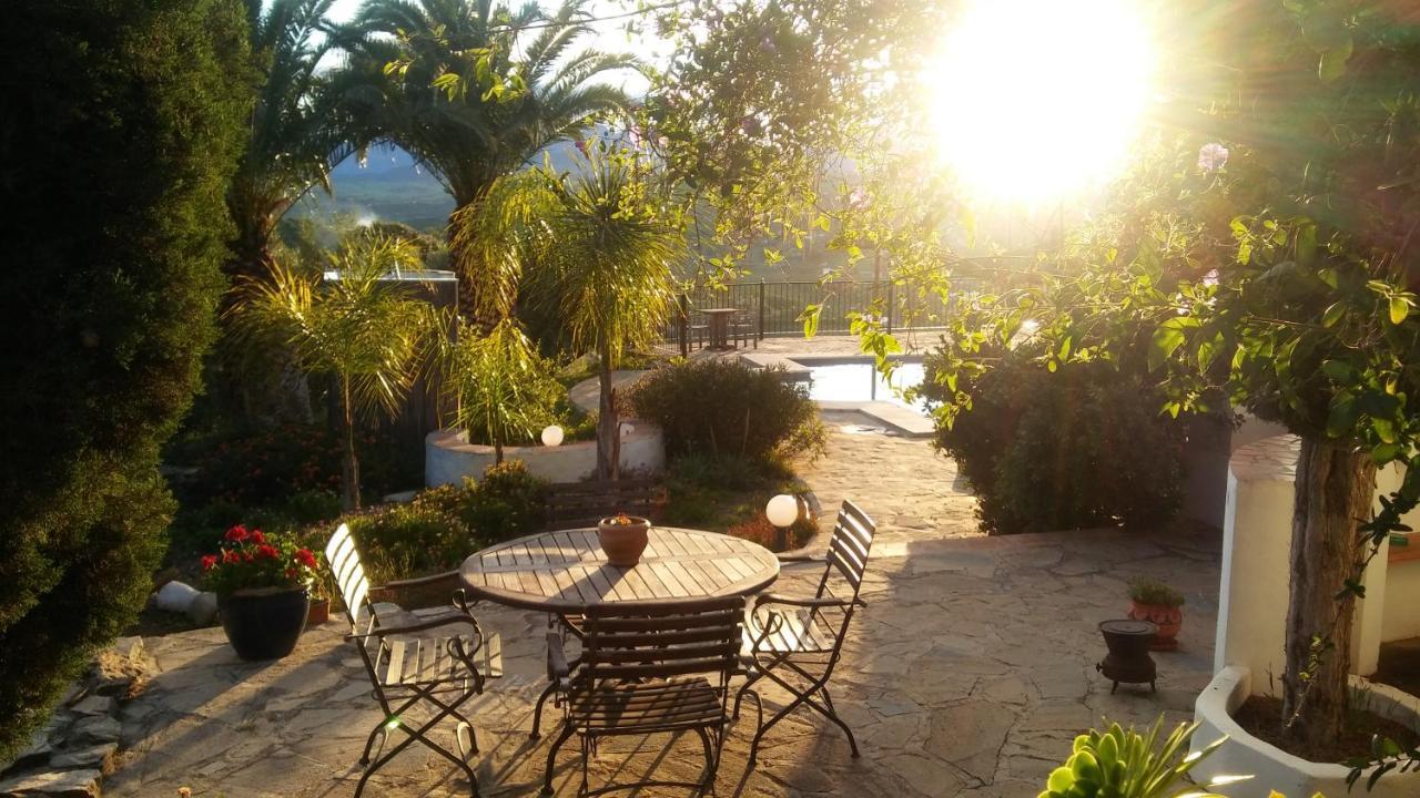 B&B Casa Domingo อะโลรา ภายนอก รูปภาพ